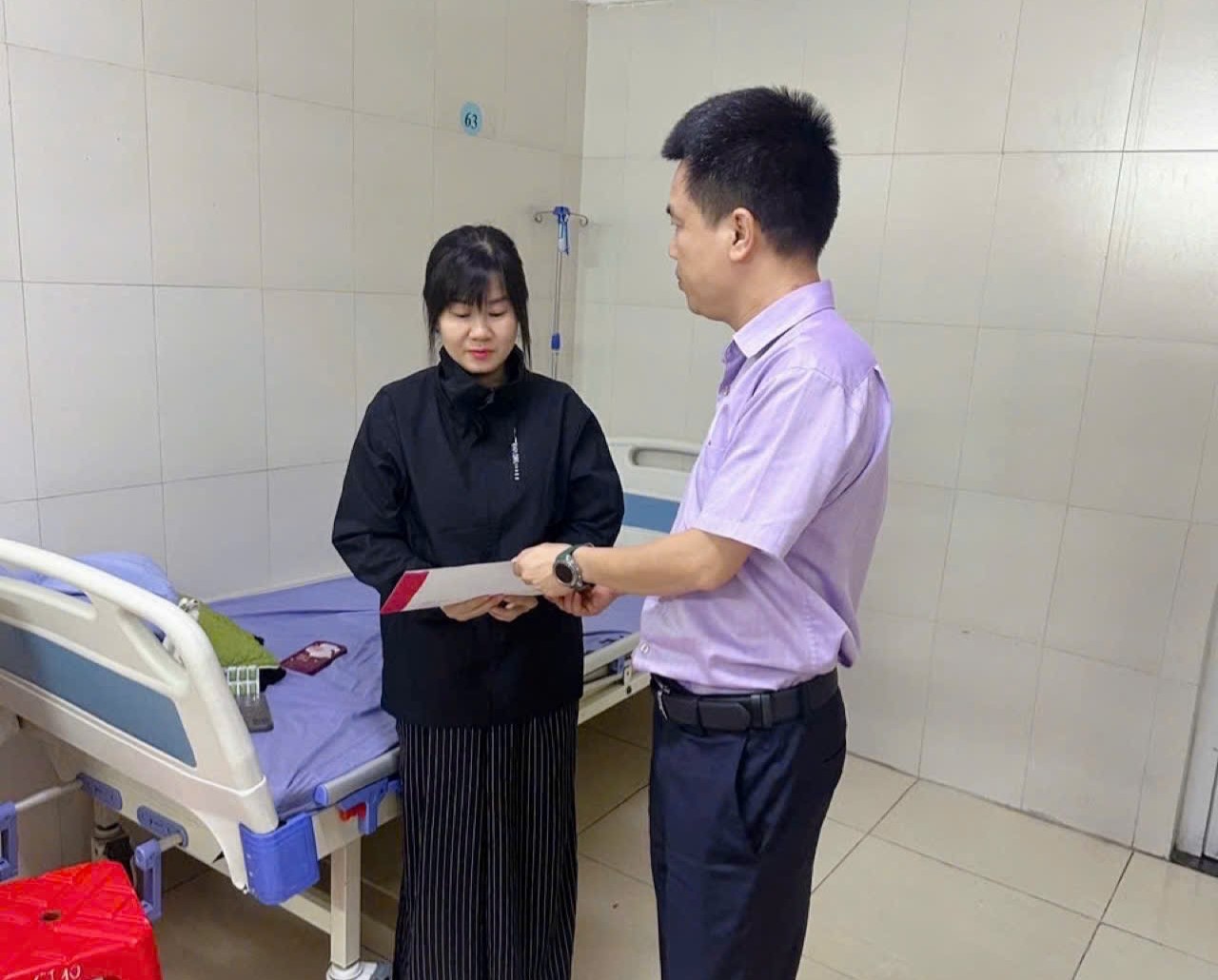 xuan-hoa-lan-toa-tinh-than-tuong-than-tuong-ai-ho-tro-gia-dinh-cong-nhan-vien-kho-khan